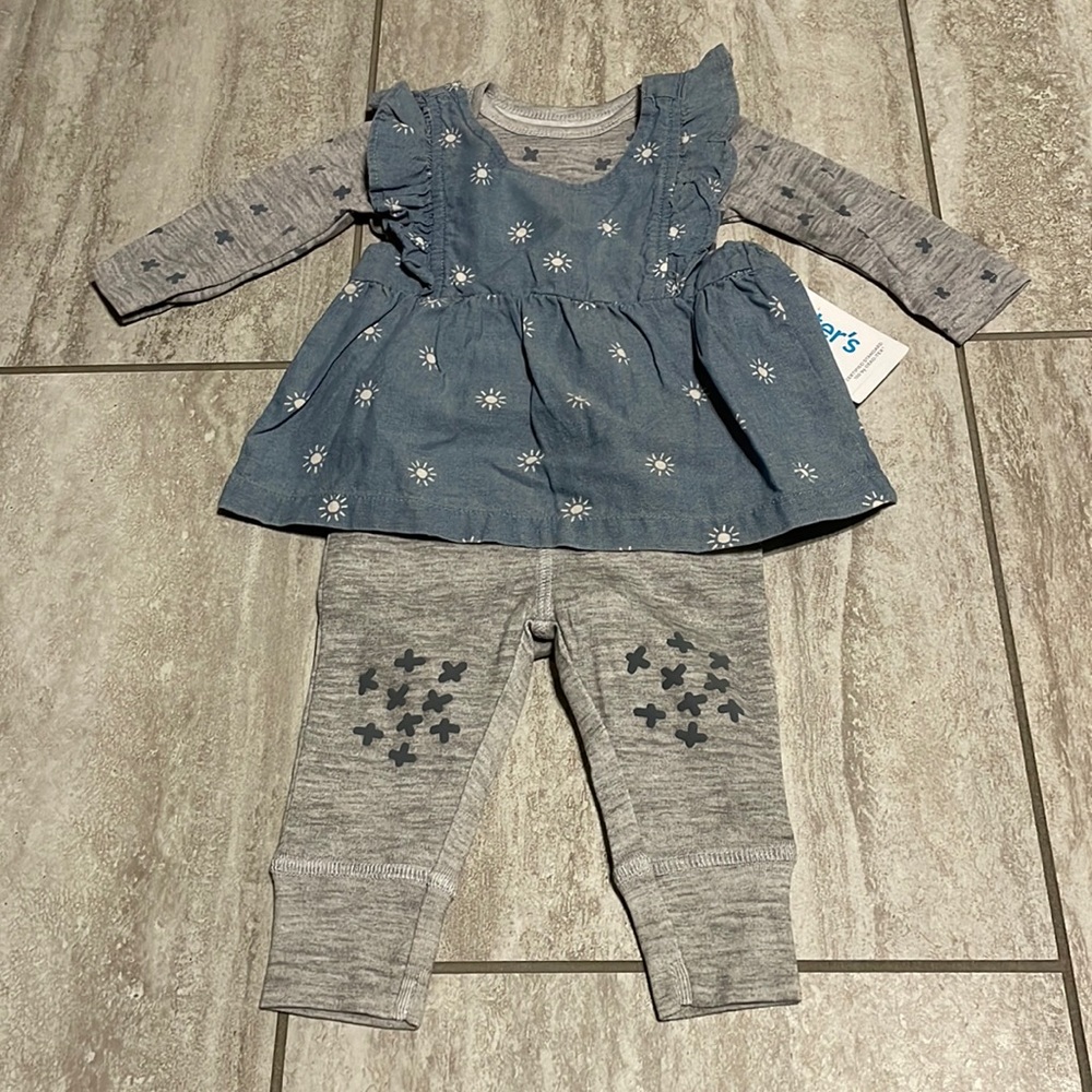 BUNDLE OF CARTER’S BABY SIZE 3 M AND GERBER Size 0-3 M) BOTH GRAY